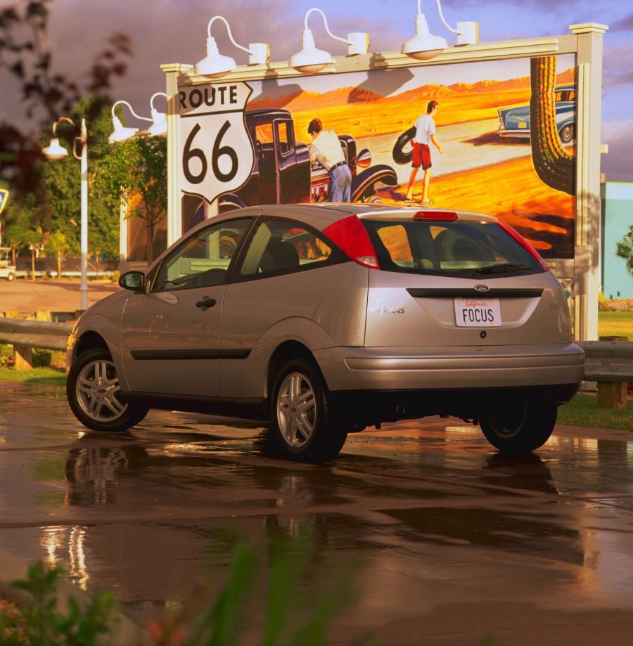  Ford Focus 1999 года  (фото 97 из 130)